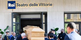 Baudo, feretro al Teatro delle Vittorie per la camera ardente