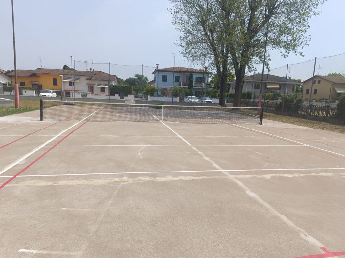 campo-tennis-via-manzoni-porto-mantovano