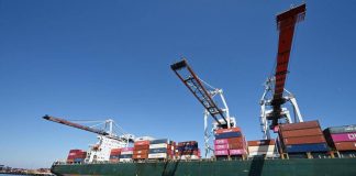 Ue sospende contromisure dopo accordo sui dazi Usa al 15%