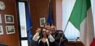 La tiktoker Rita De Crescenzo alla Regione Campania, bufera per video