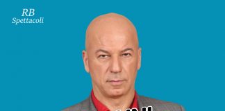 “Che rimanga tra di noi”: la comicità di Cacioppo al Sociale a marzo 2026