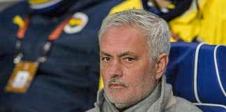 Mourinho, niente qualificazione in Champions: il Fenerbahce lo esonera