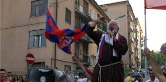 Addio Padre Fedele, morto a 87 anni il frate ultrà del Cosenza