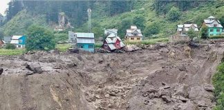 Alluvioni in Kashmir e Pakistan, decine morti e dispersi per le piogge torrenziali