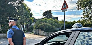 Violazione foglio di via, arnesi da scasso e mancata bonifica: pioggia di denunce