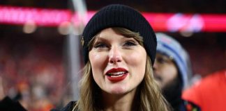 Taylor Swift tornerà con un nuovo album: l’annuncio nel podcast del fidanzato