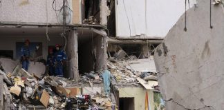 Ucraina-Russia, Zelensky: “Cinque bambini tra i 31 morti in attacco Kiev”