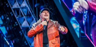 Vasco Rossi, lo sfogo sui fan: “Non faccio parte del biglietto vacanza”