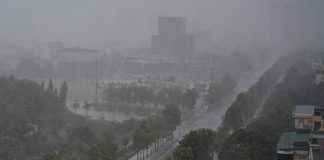 Vietnam, tifone Kajiki si avvicina alla costa: evacuate oltre 325mila persone