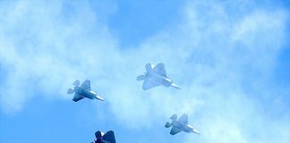 La Polonia abbatte droni russi nel suo spazio aereo