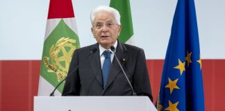 Mattarella “Crisi richiedono visione e coraggio, guardare avanti”