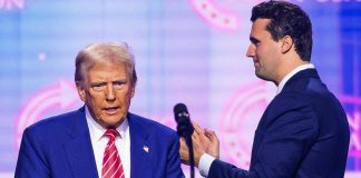Omicidio di Charlie Kirk, l’annuncio di Trump: “Arrestato il killer, spero lo condannino a morte”