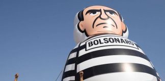 Brasile, folla in festa per condanna Bolsonaro: “Giustizia è fatta!”