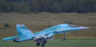 Ucraina, Kiev abbatte caccia russo Su-34. Chiuso per droni l’aeroporto danese di Aalborg