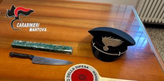 Asola: minaccia l’ex fidanzata con un tubo metallico e un coltello, arrestato