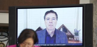 Incriminato James Comey, l’ex direttore Fbi che indagò su Trump