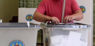 Elezioni in Moldova, ambasciatore a Roma: “Interferenze filorusse con promesse di denaro contante a moldavi in Italia”