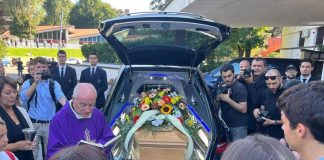 Emilio Fede, funerale a porte chiuse: presente anche Dell’Utri