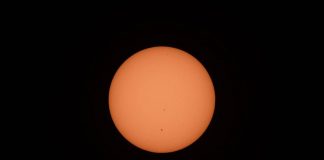 Eclissi totale in Italia, stanotte è attesa la ‘Luna rossa’