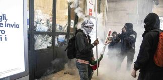 Cortei Pro Pal, 76 poliziotti feriti. Mattarella: “Solidarietà ad agenti”. Piantedosi: “Responsabilità anche degli organizzatori”. Pisani: “Violenti vanno isolati”