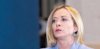 Meloni: “Mozione per riconoscimento Palestina, ma con rilascio ostaggi e Hamas fuori”