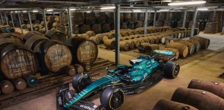 A Monza Glenfiddich e Aston Martin Formula One brindano con whisky speciale