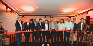 Taglio del nastro per Toyota T Motor Mantova: in 700 al party di inaugurazione