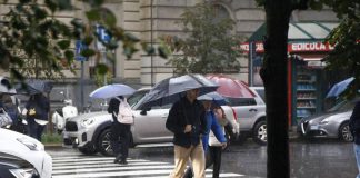 Meteo weekend tra piogge e schiarite, poi impulso freddo dalla Russia: le previsioni