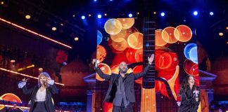 Pino Daniele, Napoli abbraccia il suo re in una notte di festa e ricordi
