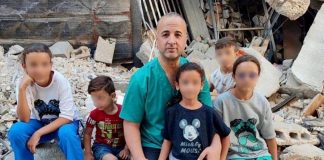 L’appello all’Italia di un medico bloccato a Gaza: “Aiutatemi a salvare i miei 5 figli”