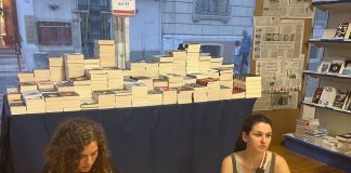 Protesta contro gli sponsor, le animaliste occupano la libreria del Festivaletteratura