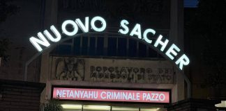 “Netanyahu criminale pazzo”: lo striscione al Nuovo Sacher, il cinema di Nanni Moretti