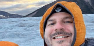 Alaska, morto ricercatore italiano Riccardo Pozzobon: “Travolto dall’acqua mentre riempiva la borraccia”