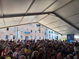 Festivaletteratura, ecco il programma completo. Chiusura in piazza Castello con Emmanuel Carrère