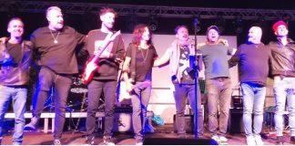 Suzzara: il “Rock delle Chitarre” incanta nonostante il freddo e il forte vento