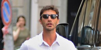 Stefano De Martino vittima di furto a Milano: rubato l’orologio con il trucco dello specchietto