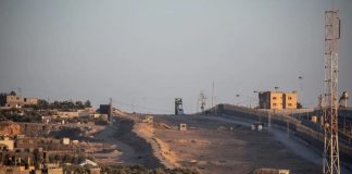 Nuovi raid israeliani a Gaza, almeno 63 morti. Trump “Tregua non a rischio”