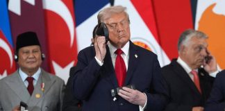 Trump, tutte le ‘perle’: la grazia a Netanyahu, Meloni ‘bellissima’, Macron stritolato e Starmer gelato