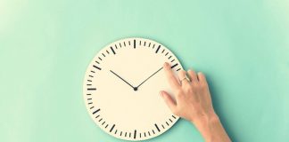 Ora solare, effetto-fuso sull’orologio biologico: quali cibi scegliere e quando mangiare