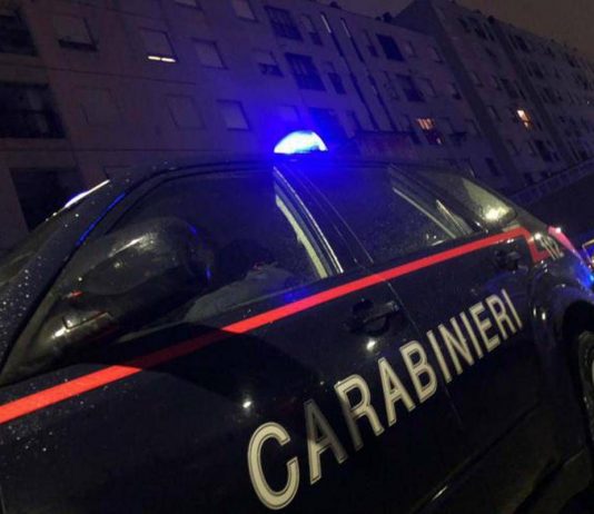 Gazzuolo, ubriaco da record fuori strada con l’auto: perde la patente e viene denunciato