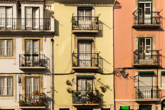 case_abitazioni_palazzi_canva