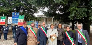 Caduti di Russia, svelato il cippo a Roverbella. Cittadinanza onoraria a Domenico Morandi