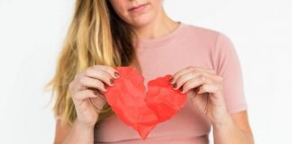 Dal poco sonno alla luce artificiale, ecco come si ammala il cuore: l’appello dei cardiologi Usa