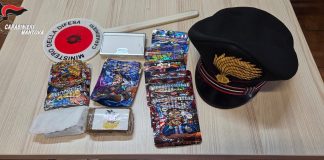 Cercano di pagare l’hotel con carte clonate, beccati con droga e documenti falsi: arrestati