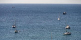 Flotilla si avvicina a Gaza. Meloni: “Iniziativa irresponsabile”. Israele: “Consegnate gli aiuti”
