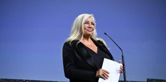 Mara Venier compie 75 anni, il mondo dello spettacolo fa gli auguri alla ‘zia d’Italia’