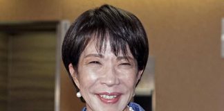Sanae Takaichi, Iron Maiden nel cuore e la ‘scuola’ di Shinzo Abe: chi è la prima donna premier del Giappone