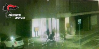 Svaligiato negozio di parrucchiera aperto da dieci giorni: recuperata la refurtiva, tre denunciati