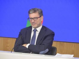 Iran e rincari energia, Giorgetti: “Misure straordinarie Ue come nel 2022”