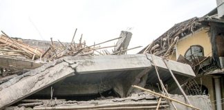 Indonesia, scuola crollata a Giava: “Nessun segno di vita”